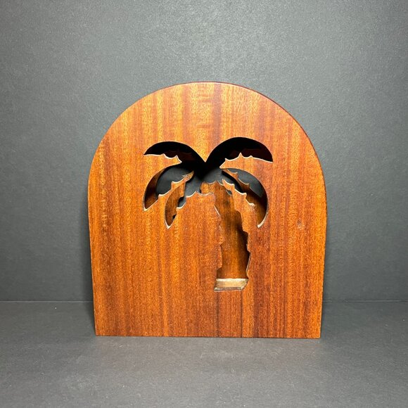 Decorative Double Sided Coastal Beach Palm Tree Cutout Wooden Napkin Holder - Picture 3 of 6